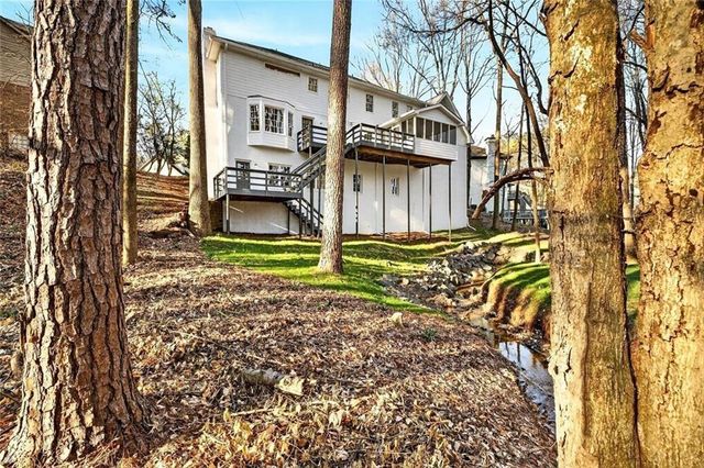 5649 Whitesburg Court, Peachtree Corners, GA 30092