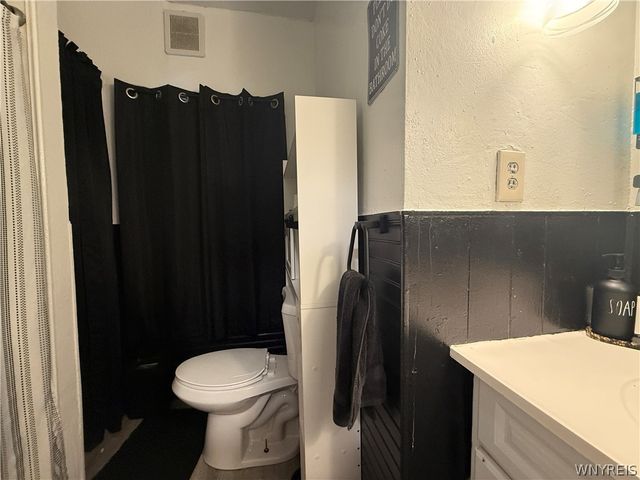 27 Albert Avenue, Buffalo, NY 14207