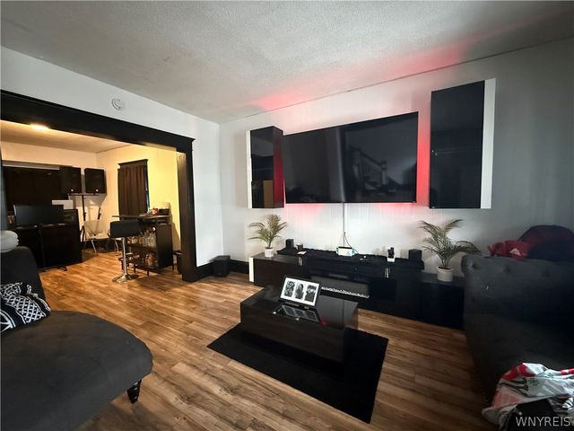 27 Albert Avenue, Buffalo, NY 14207