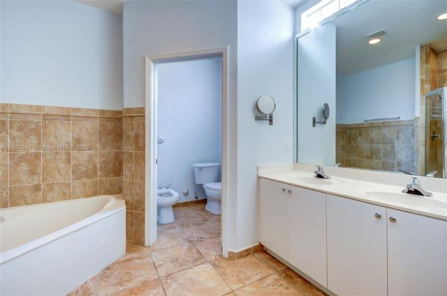 11331 NW 44th Ter 11331, Doral, FL 33178