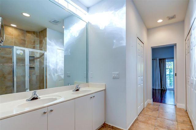 11331 NW 44th Ter 11331, Doral, FL 33178