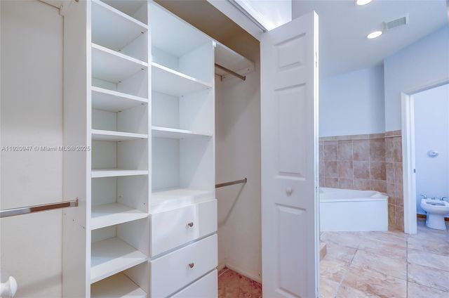 11331 NW 44th Ter 11331, Doral, FL 33178