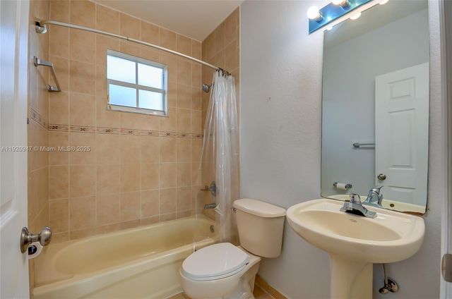 11331 NW 44th Ter 11331, Doral, FL 33178