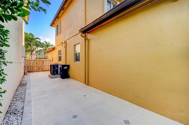 11331 NW 44th Ter 11331, Doral, FL 33178