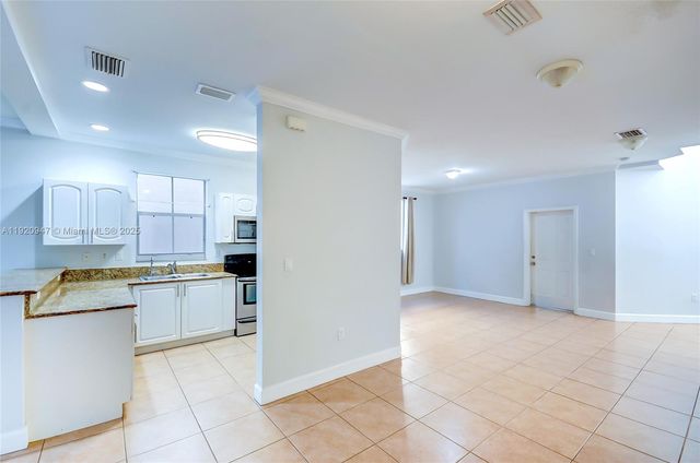 11331 NW 44th Ter 11331, Doral, FL 33178