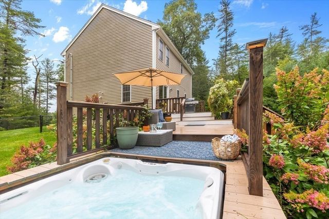 283 Miller St, Middleboro, MA 02346