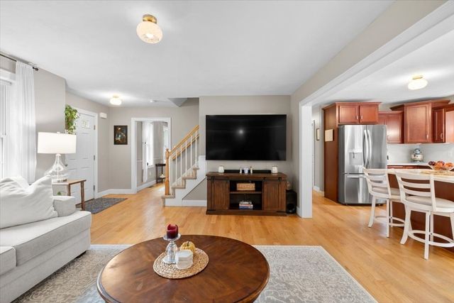 283 Miller St, Middleboro, MA 02346