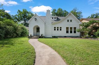 501 W 3rd Street, Cleburne, TX 76033