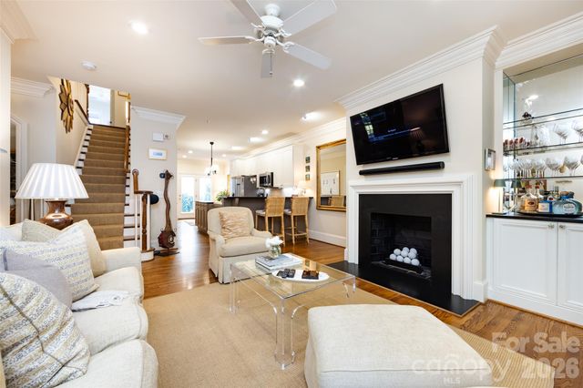 304 Hillside Avenue, Charlotte, NC 28209