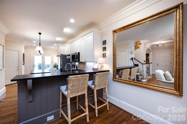 304 Hillside Avenue, Charlotte, NC 28209