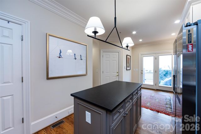 304 Hillside Avenue, Charlotte, NC 28209