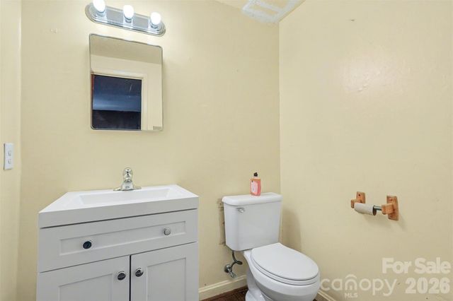314 Westham Ridge Road, Charlotte, NC 28217