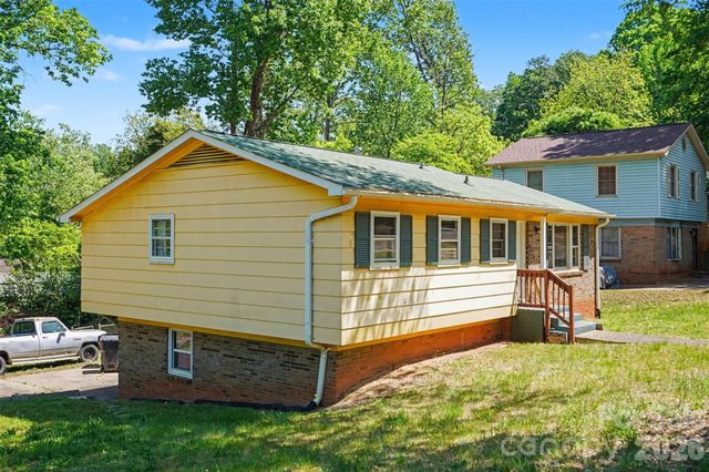 314 Westham Ridge Road, Charlotte, NC 28217