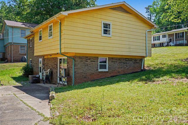314 Westham Ridge Road, Charlotte, NC 28217