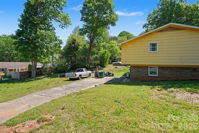 314 Westham Ridge Road, Charlotte, NC 28217