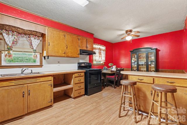 314 Westham Ridge Road, Charlotte, NC 28217