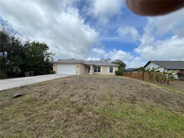1808 SW 2nd PL, Cape Coral, FL 33991