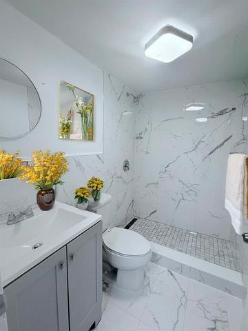 6801 W 36th Ave 102, Hialeah, FL 33018