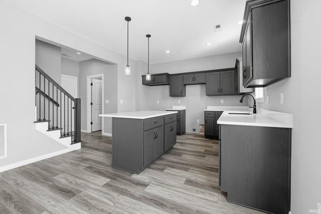 1414 Marsh Deer Run, Huntertown, IN 46748