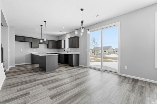 1414 Marsh Deer Run, Huntertown, IN 46748