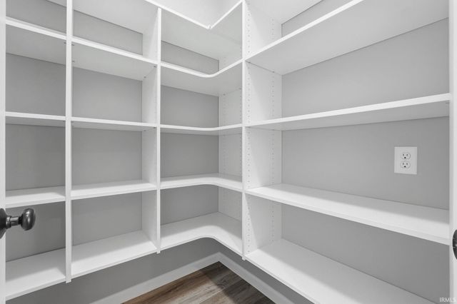 1414 Marsh Deer Run, Huntertown, IN 46748