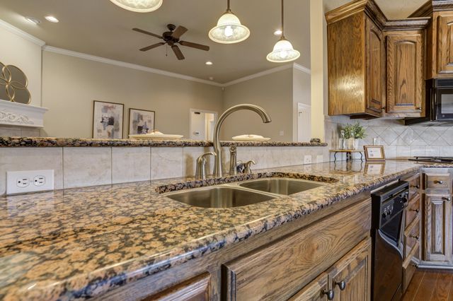 5914 95th Street, Lubbock, TX 79424