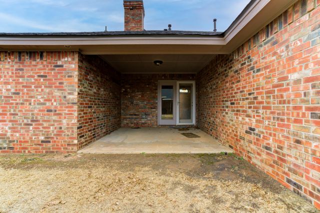 5914 95th Street, Lubbock, TX 79424