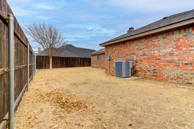 5914 95th Street, Lubbock, TX 79424