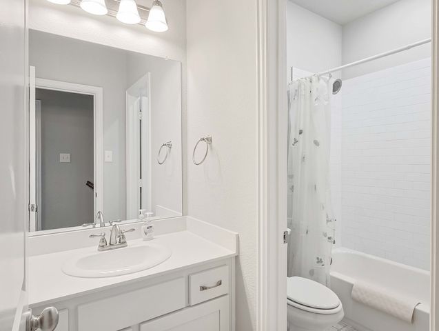 6817 Topaz Drive, Greenville, TX 75402