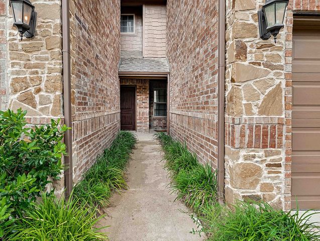 6817 Topaz Drive, Greenville, TX 75402