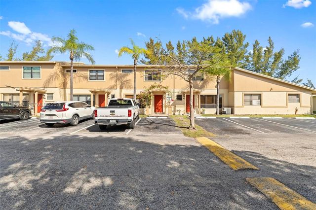 3370 Beau Rivage Dr B8, Pompano Beach, FL 33064