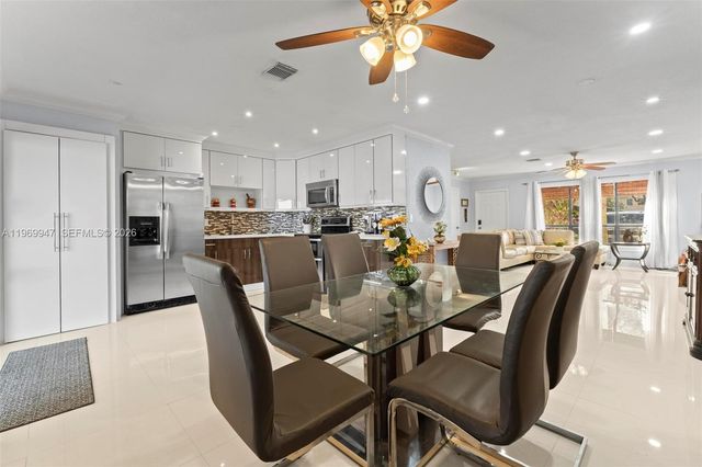 3370 Beau Rivage Dr B8, Pompano Beach, FL 33064