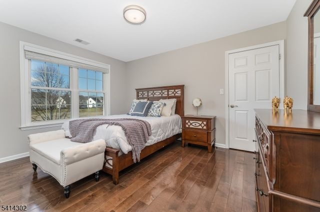2 Elm Dr, Clinton Twp., NJ 08809
