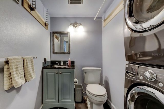 2333 FEATHER SOUND DRIVE B211, Clearwater, FL 33762