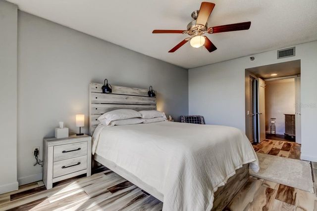 2333 FEATHER SOUND DRIVE B211, Clearwater, FL 33762