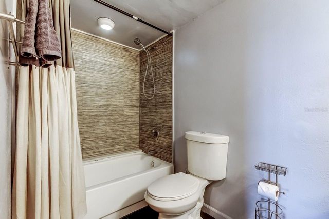 2333 FEATHER SOUND DRIVE B211, Clearwater, FL 33762