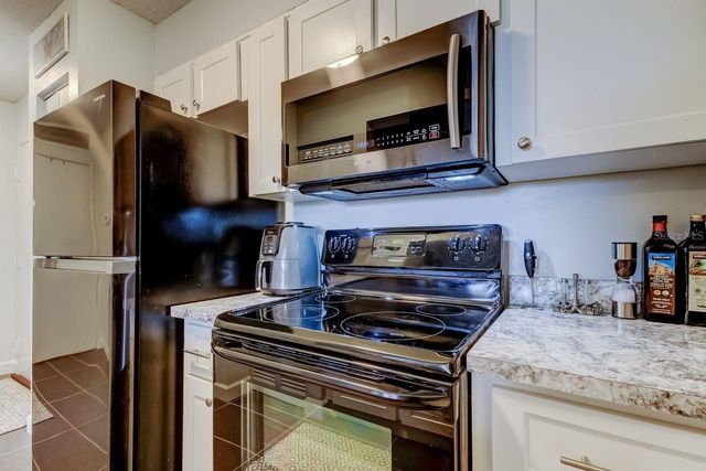 2333 FEATHER SOUND DRIVE B211, Clearwater, FL 33762