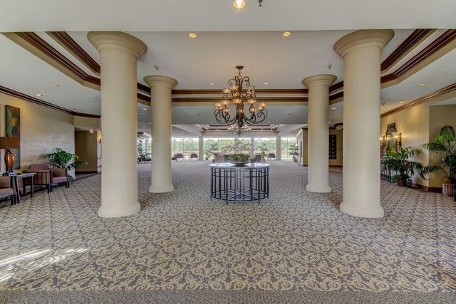 2333 FEATHER SOUND DRIVE B211, Clearwater, FL 33762