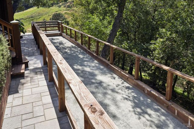 65 Valley View Ave, San Rafael, CA 94901