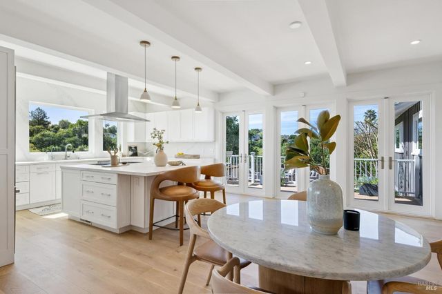 65 Valley View Ave, San Rafael, CA 94901