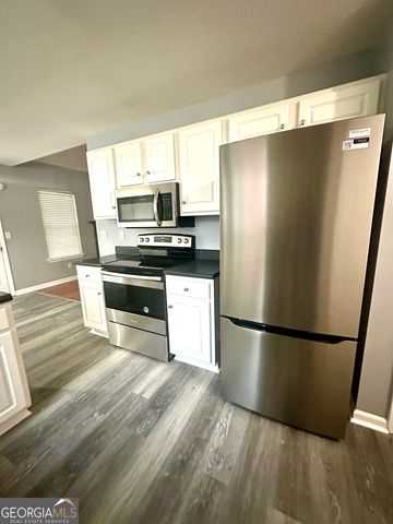 1630 Isleworth Circle, Atlanta, GA 30349