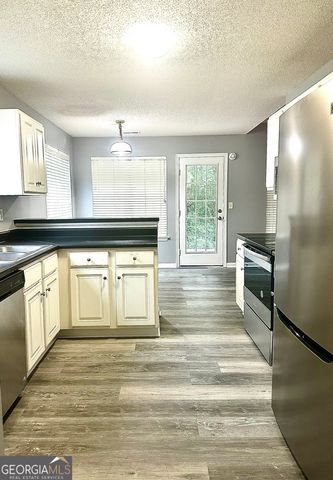 1630 Isleworth Circle, Atlanta, GA 30349