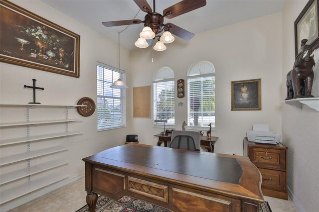 1049 REGAL MANOR WAY, Sun City Center, FL 33573