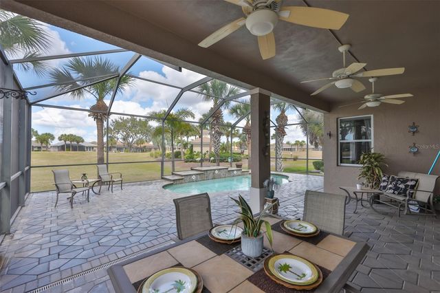 1049 REGAL MANOR WAY, Sun City Center, FL 33573
