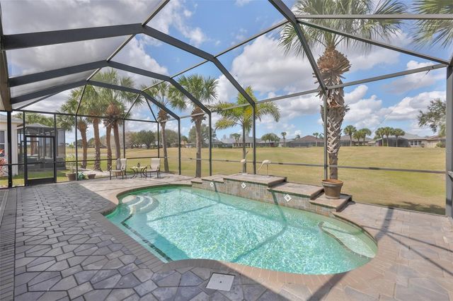 1049 REGAL MANOR WAY, Sun City Center, FL 33573