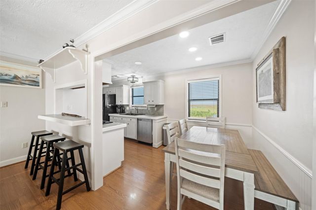 109 Fm-2031, Matagorda, TX 77457