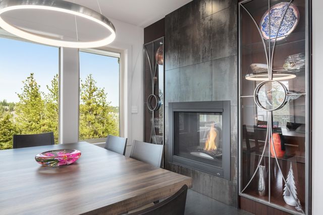 1517 E Wildflower Ln, Spokane, WA 99224