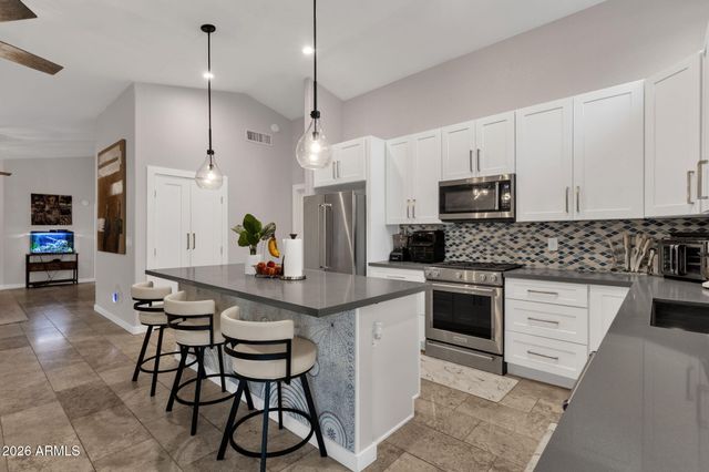 2736 E TERRACE Avenue, Gilbert, AZ 85234
