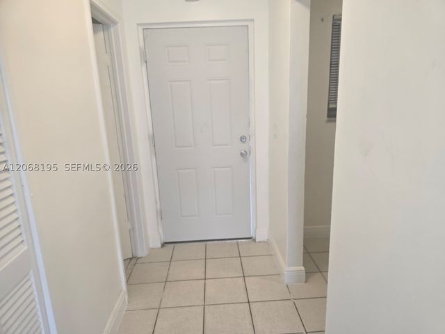 13725 NE 6th Ave 104, North Miami, FL 33161