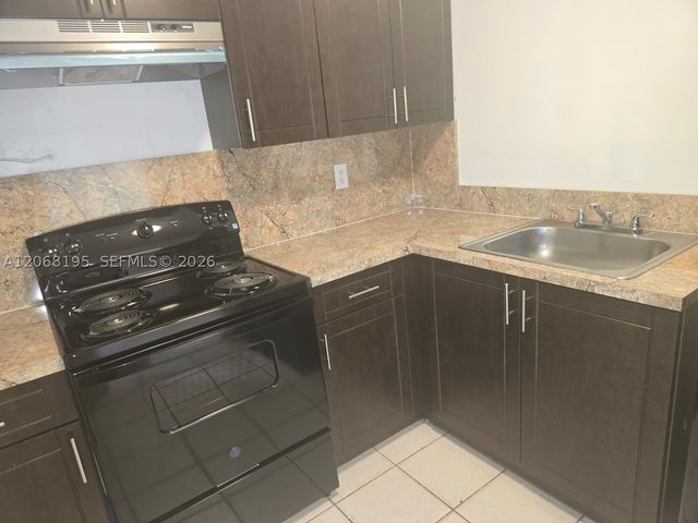 13725 NE 6th Ave 104, North Miami, FL 33161